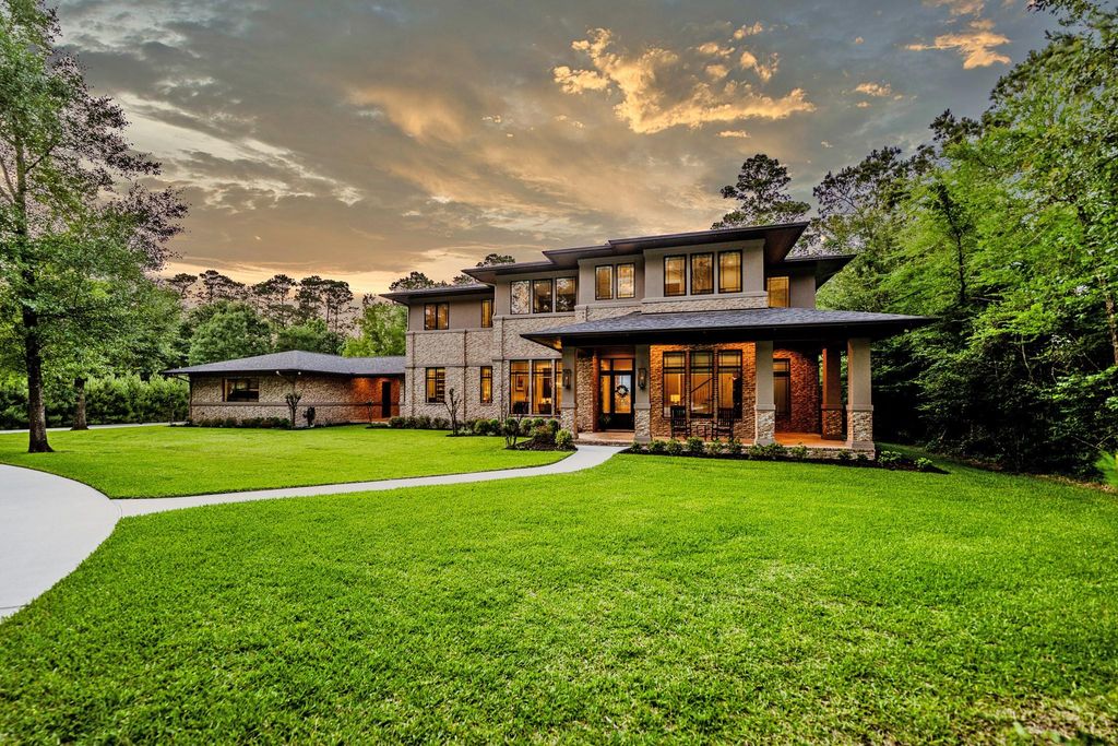 Photo of 150 Autumn Way, Huntsville, TX 77320 (MLS # 35755838)
