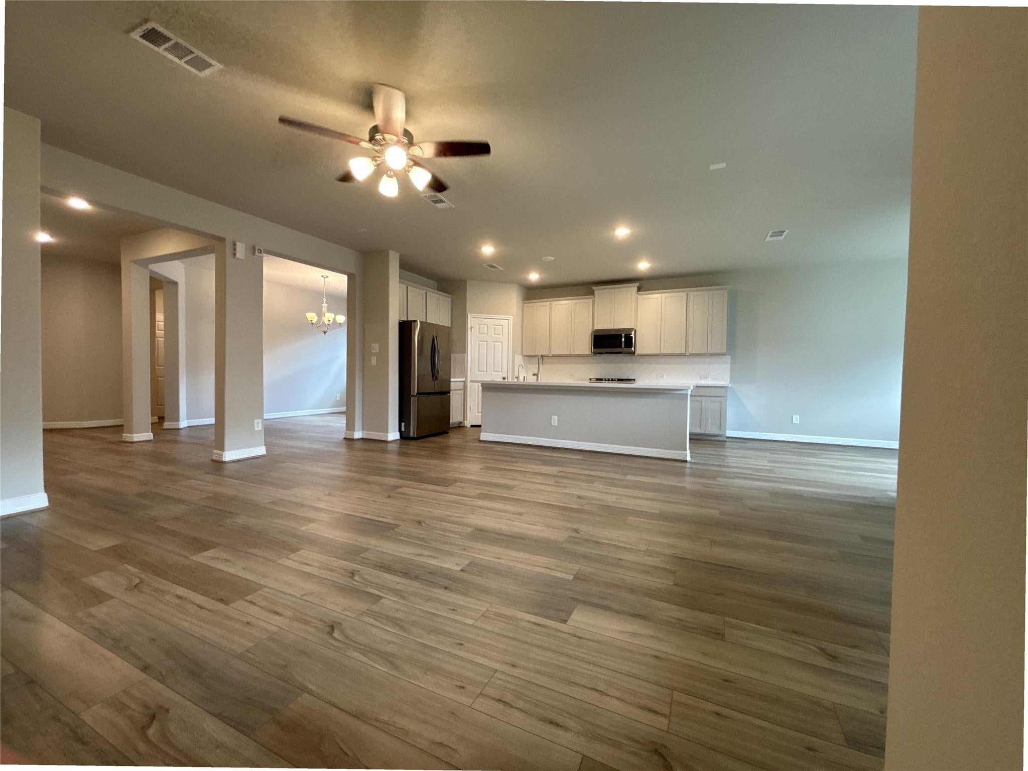 2913 Cliff Ridge Lane