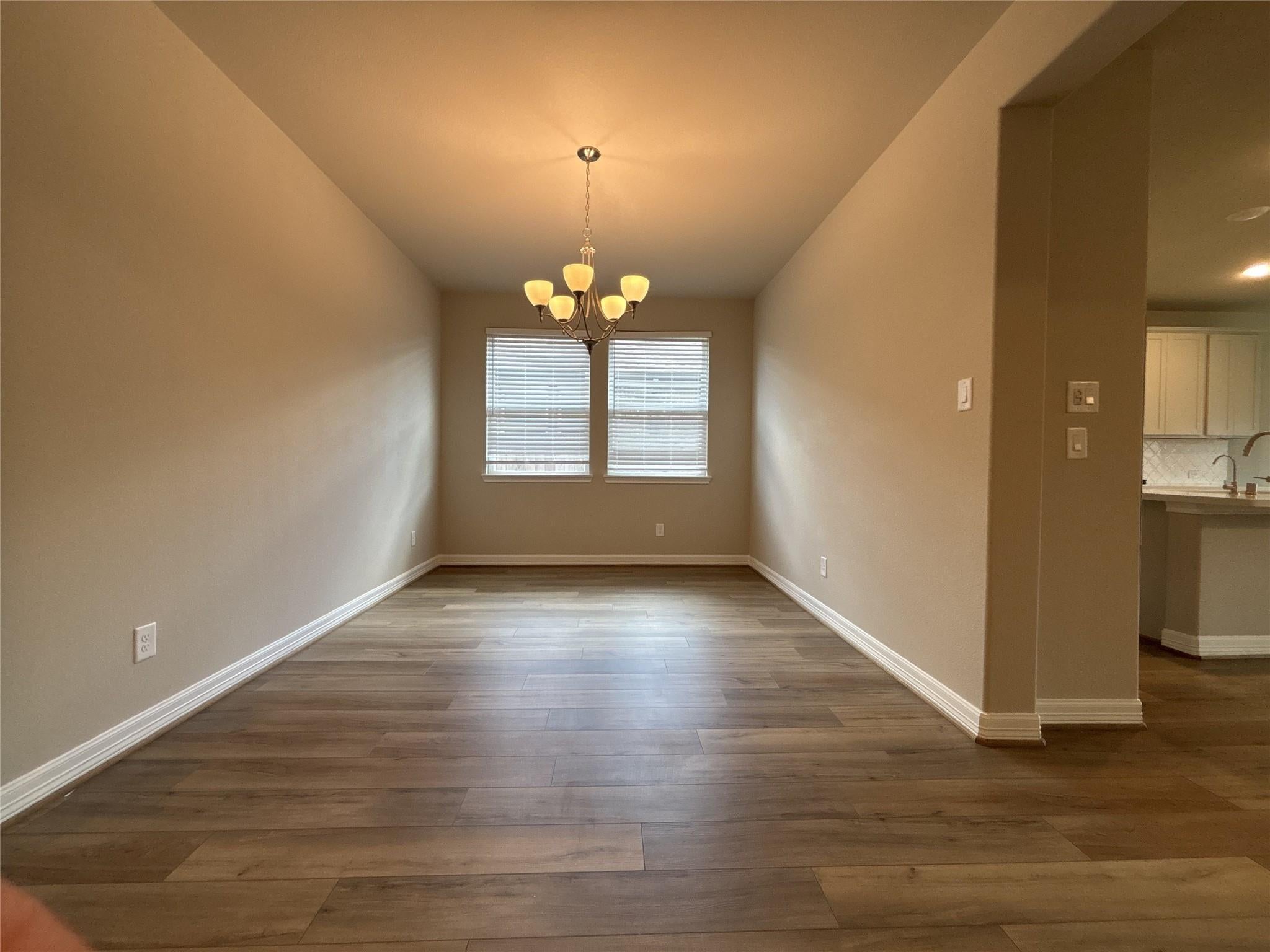 2913 Cliff Ridge Lane