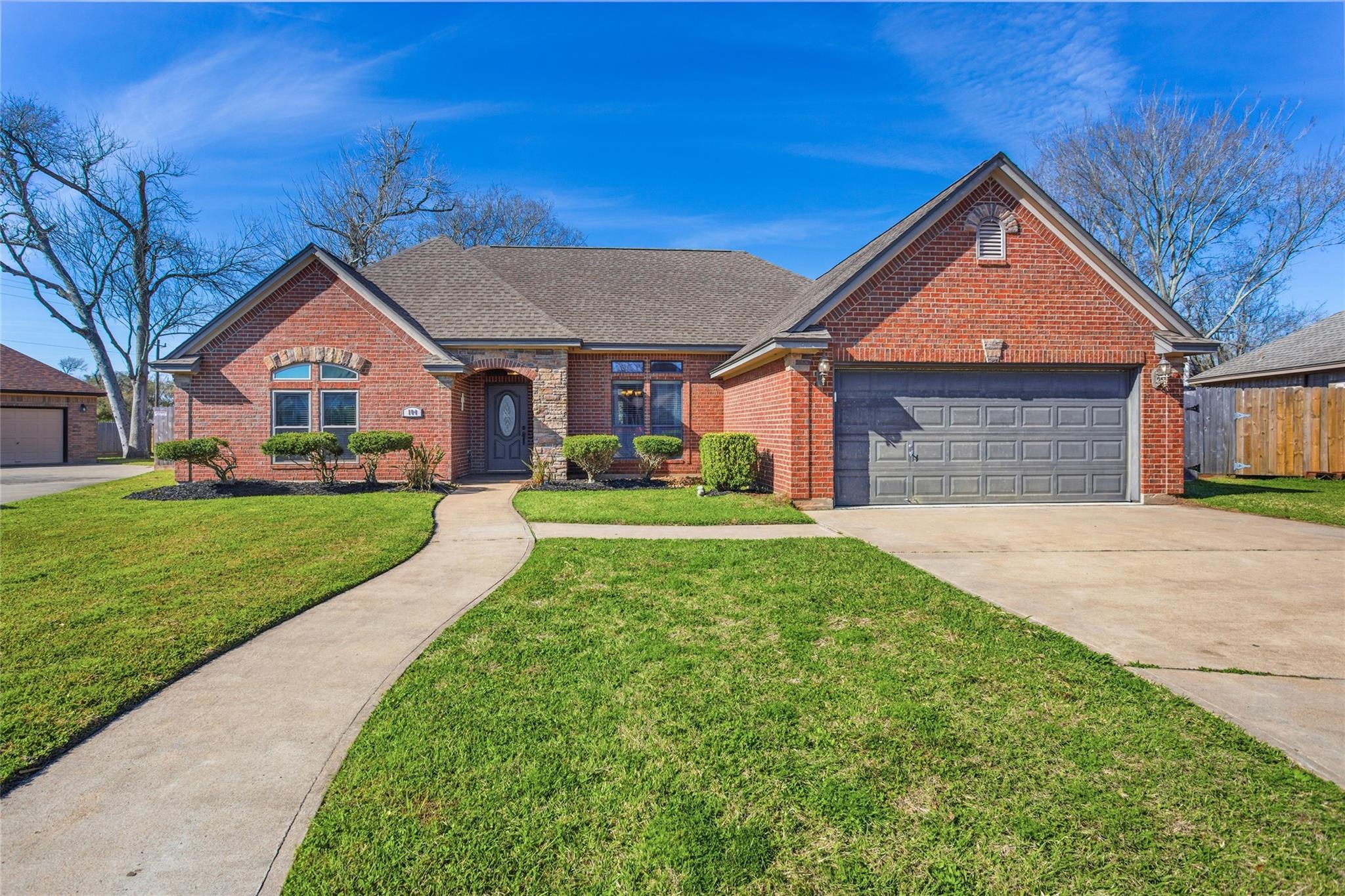 104 Hamilton Court