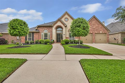 Photo of 13507 Navigate Point Lane, Houston, TX 77044 (MLS # 68313565)