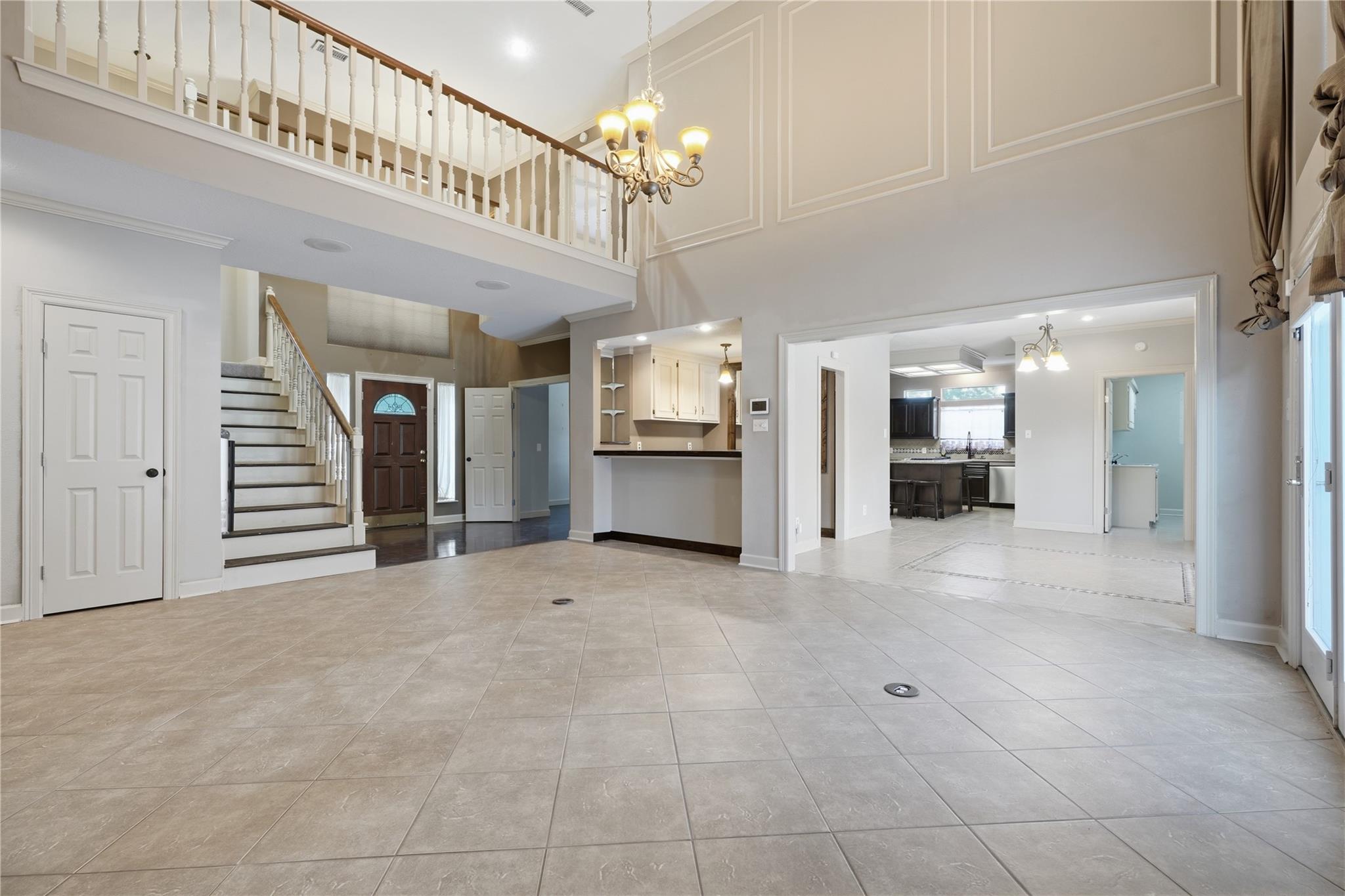 708 Bayou Crest Circle