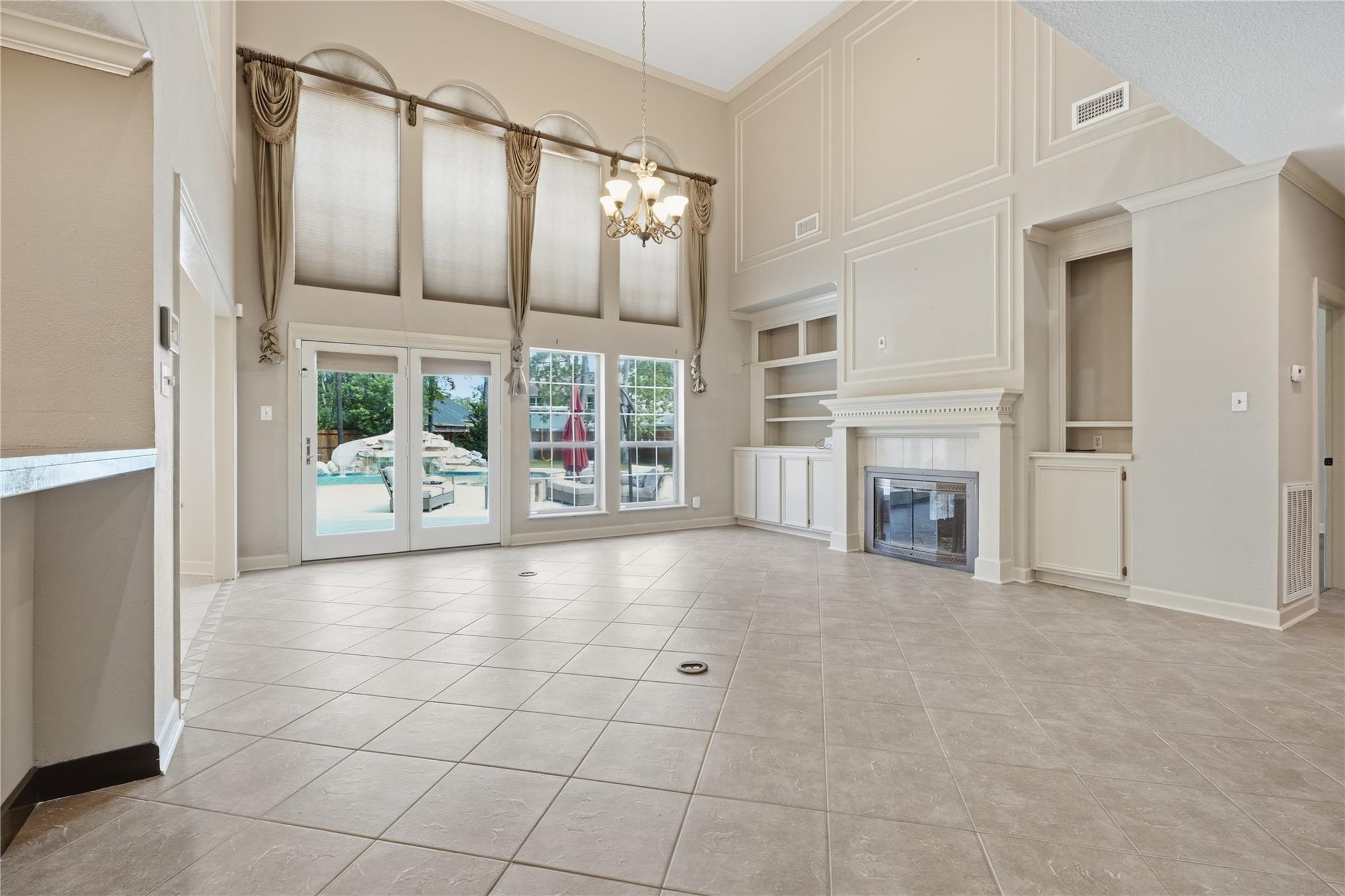 708 Bayou Crest Circle