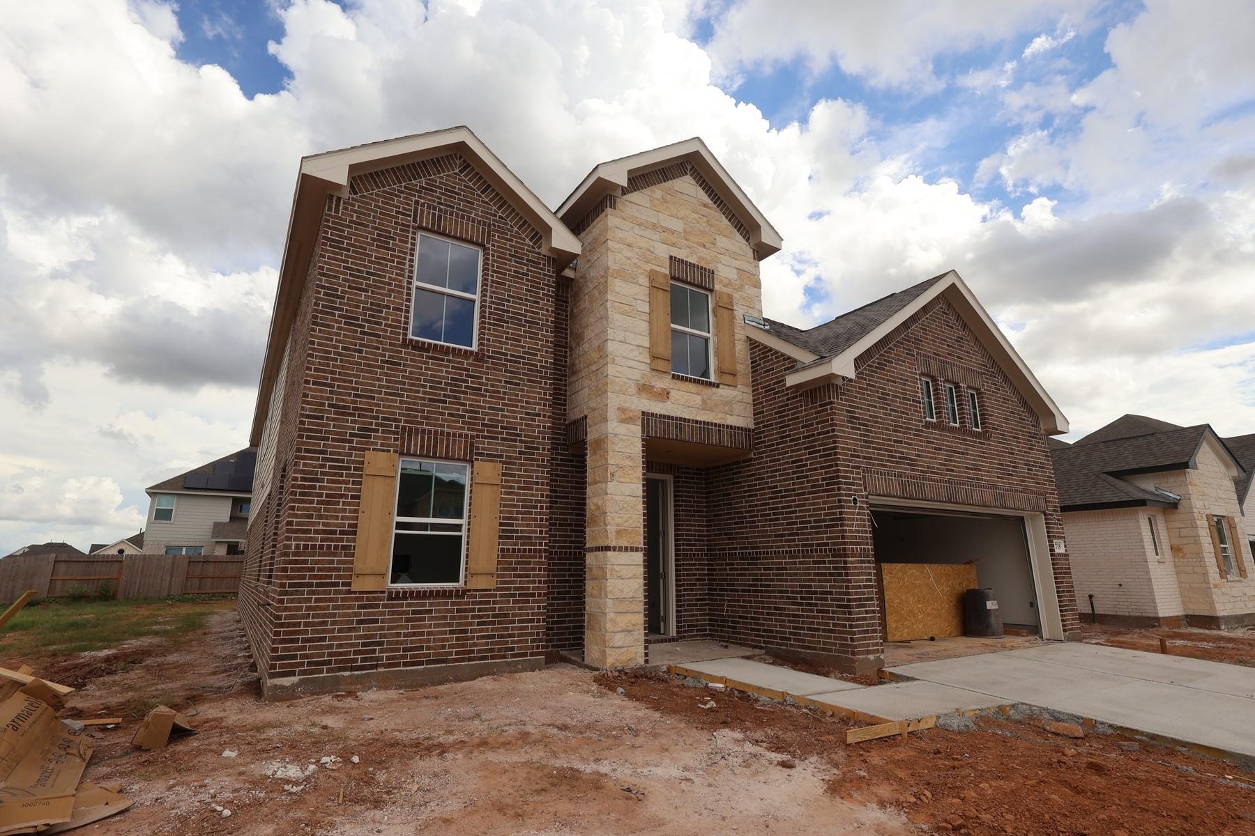 2718 Chancellor Court