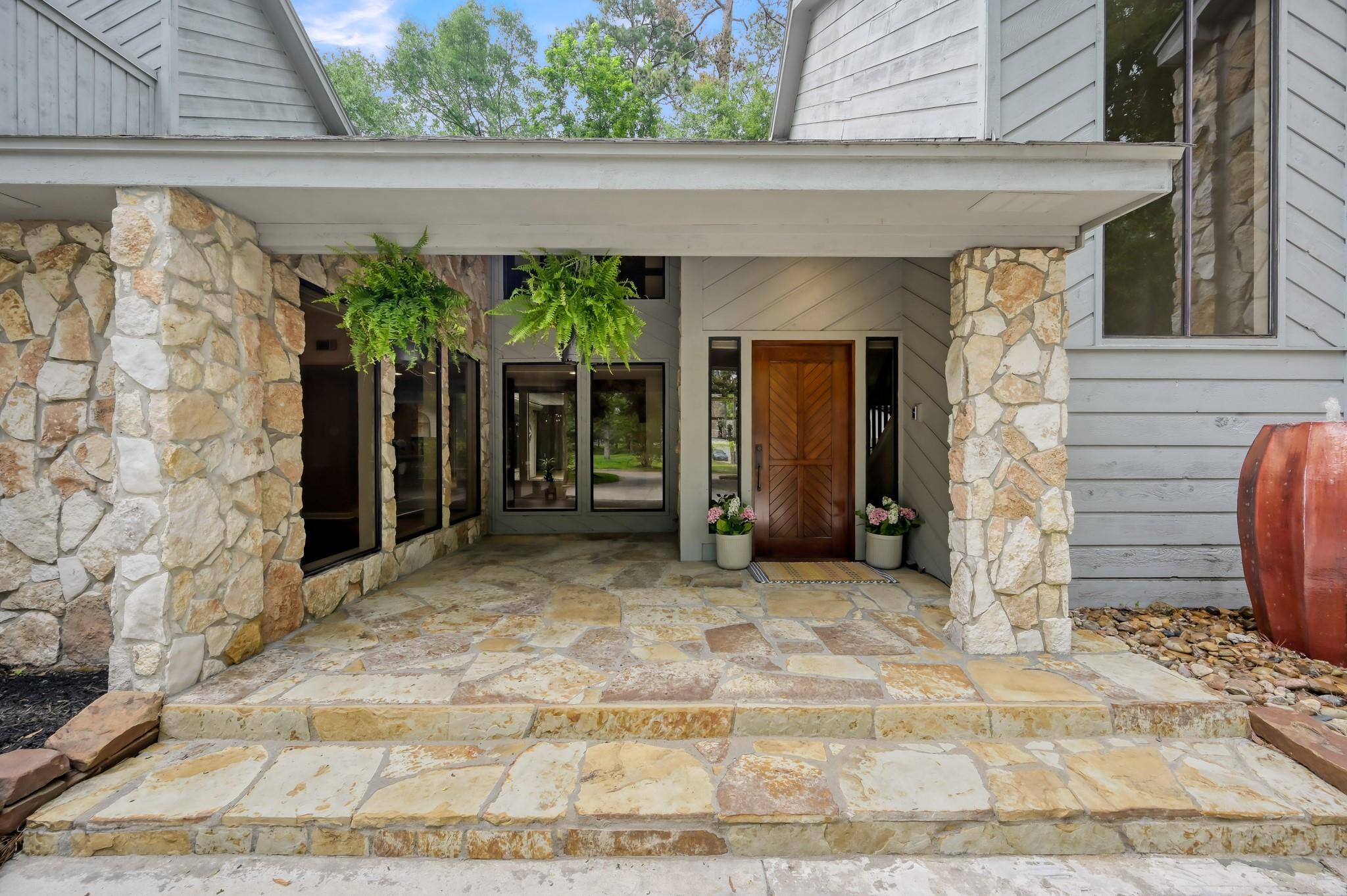 4 Coralvine Court