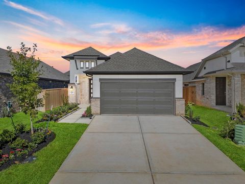 Photo of 1024 Shoal Creek Trail, Conroe, TX 77304 (MLS # 39542564)