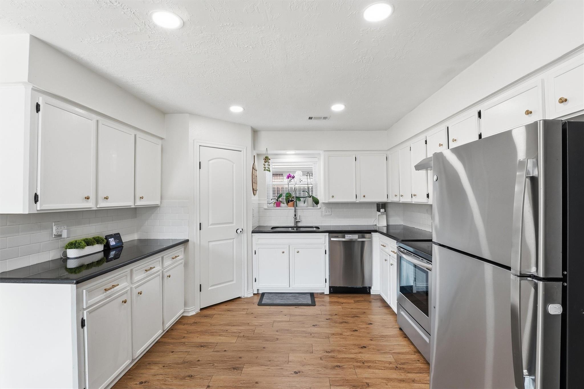 21031 Northern Colony Court