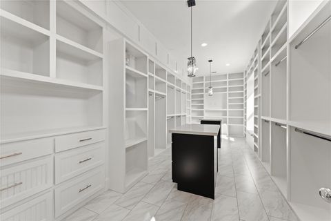 Photo of 1902 W 25th Street, Houston, TX 77008 (MLS # 3311700)