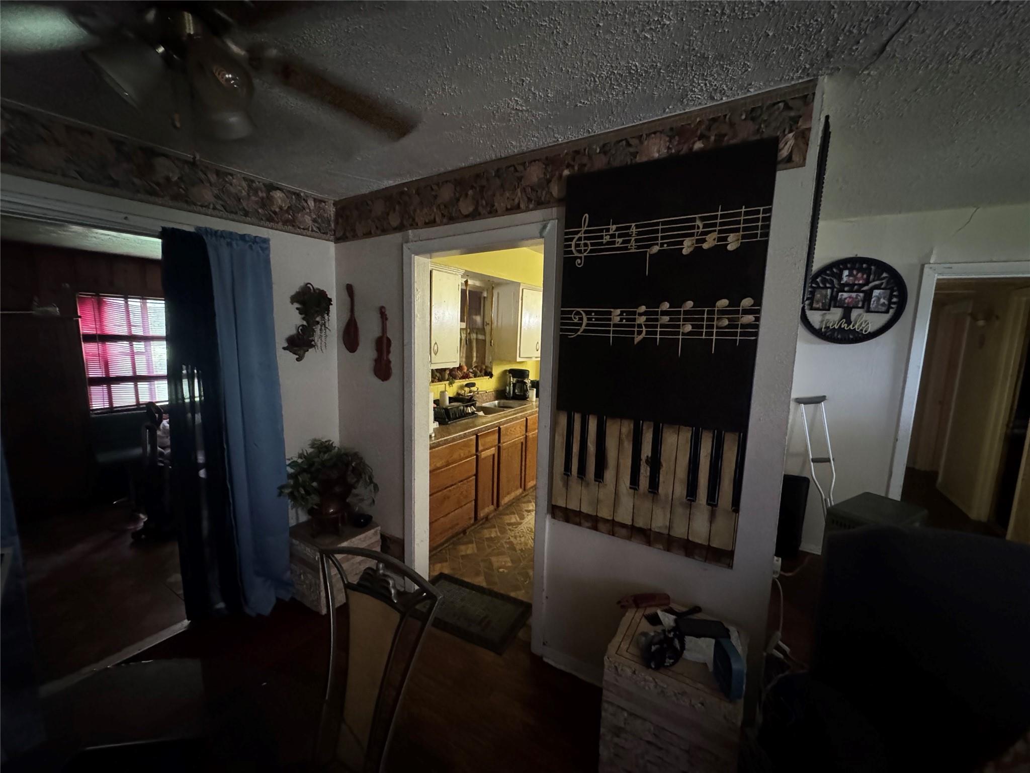 5951 Willow Glen Drive