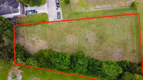 Photo of 0 E Orem Drive, Houston, TX 77047 (MLS # 51958888)