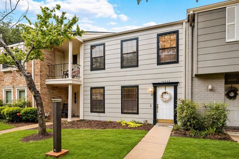 Photo of 14506 Misty Meadow Lane, Houston, TX 77079 (MLS # 17162787)