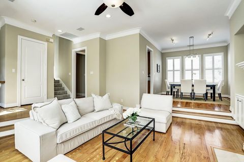 Photo of 2914 Brompton Square Drive, Houston, TX 77025 (MLS # 34902389)