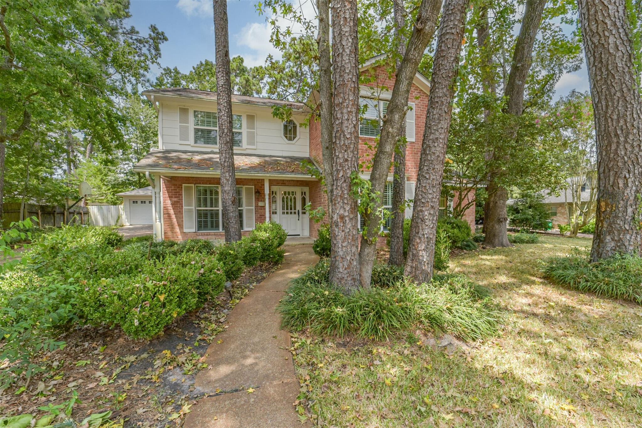 2223 Cedar Falls Drive