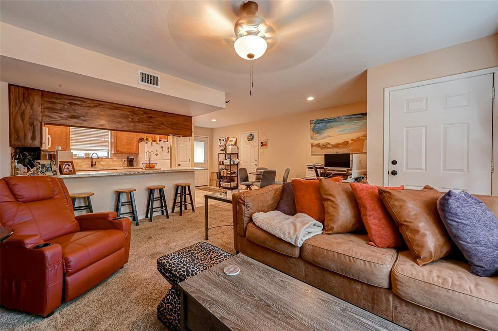 Photo of 101 Laurie Lane, Willis, TX 77378 (MLS # 51535607)
