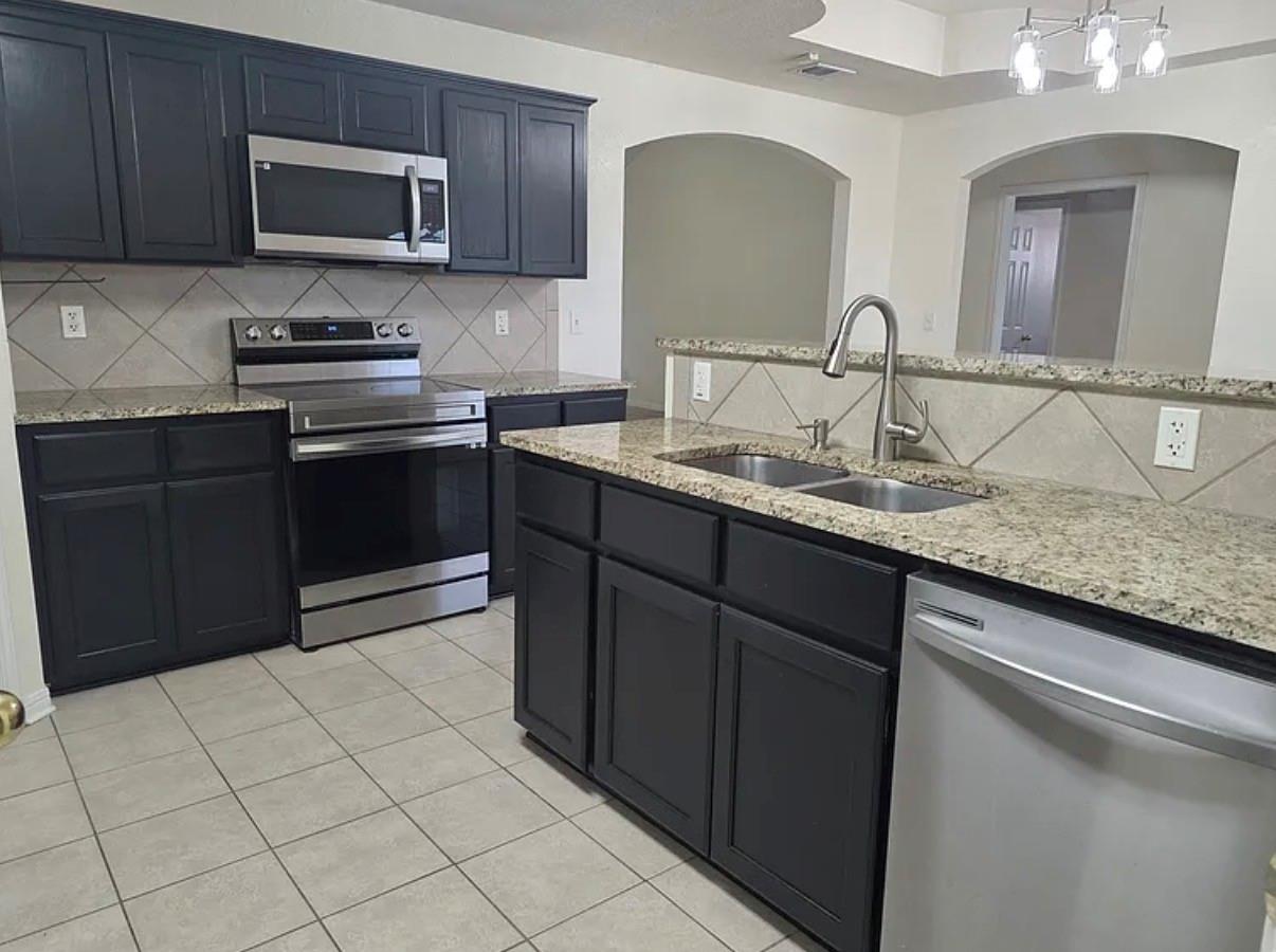 3805 Llano Estacado Court