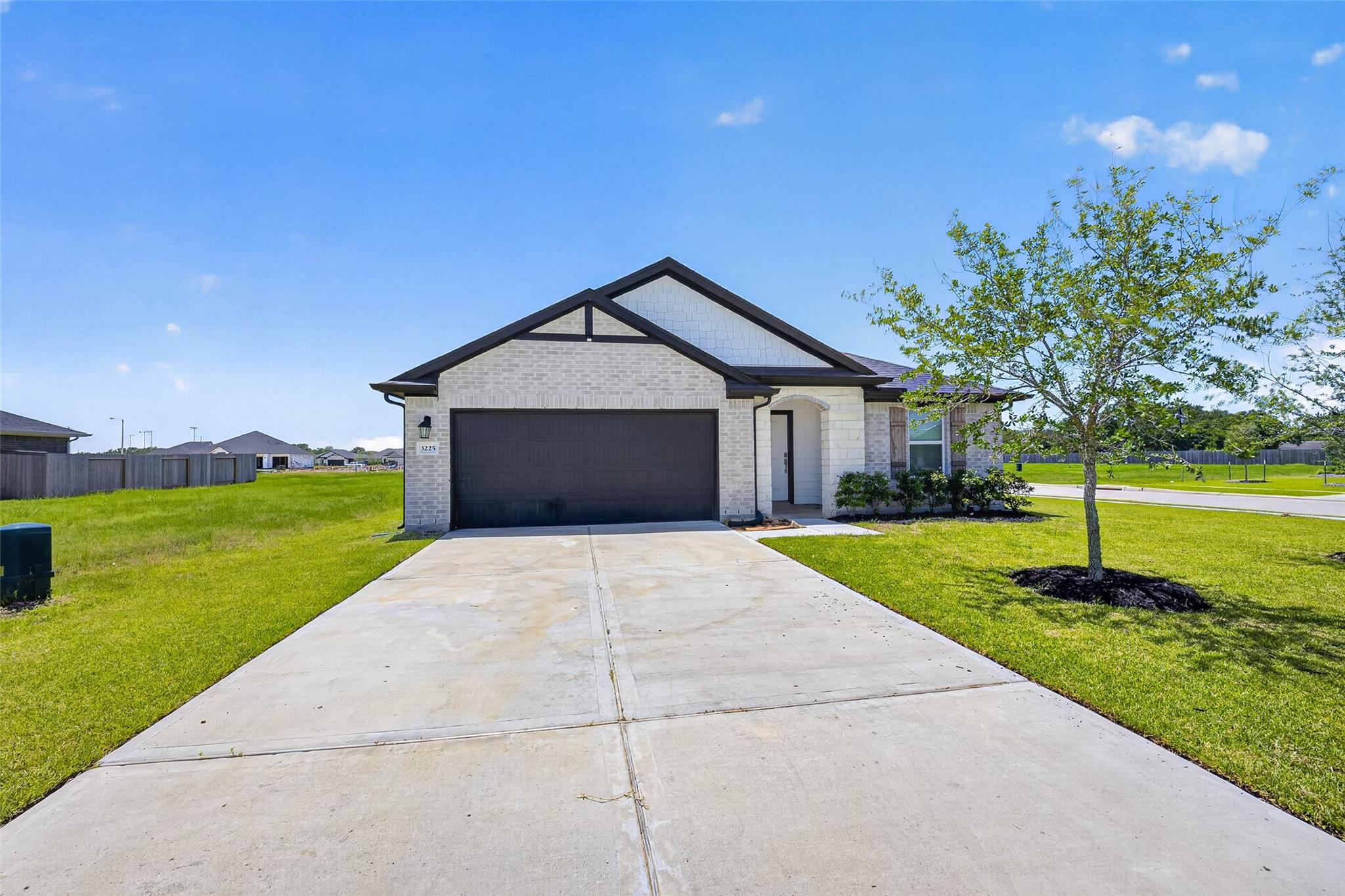 3225 Fig Tree Lane