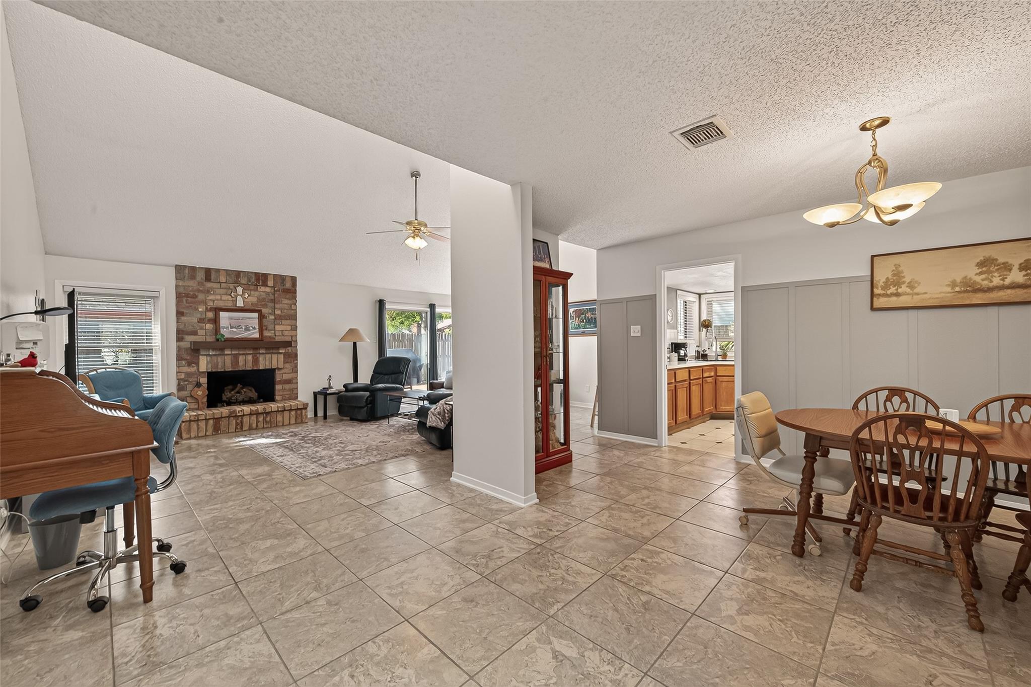 6903 Norvara Trail