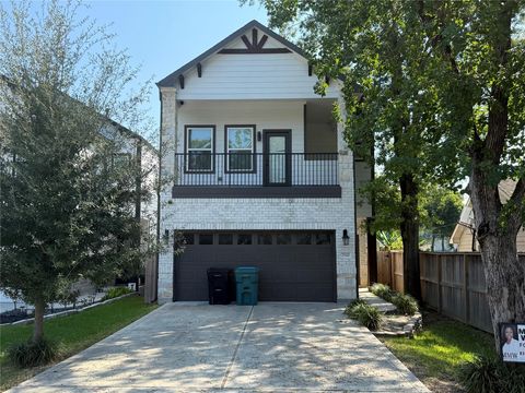 Photo of 7520 Gracia Street, Houston, TX 77037 (MLS # 82519763)