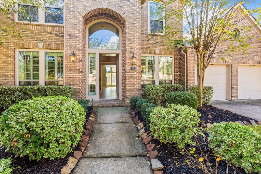 Photo of 13806 Boca Grande Lane, Houston, TX 77044 (MLS # 9779990)