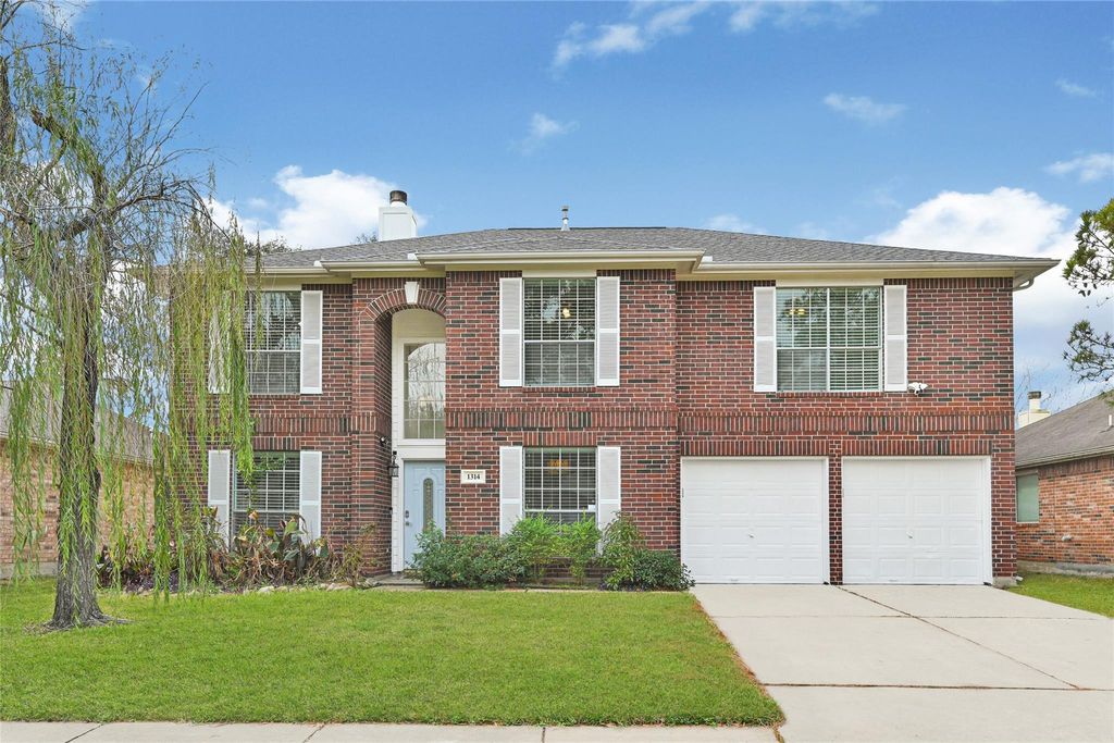 Photo of 1314 Three Forks Drive, Katy, TX 77450 (MLS # 36364563)