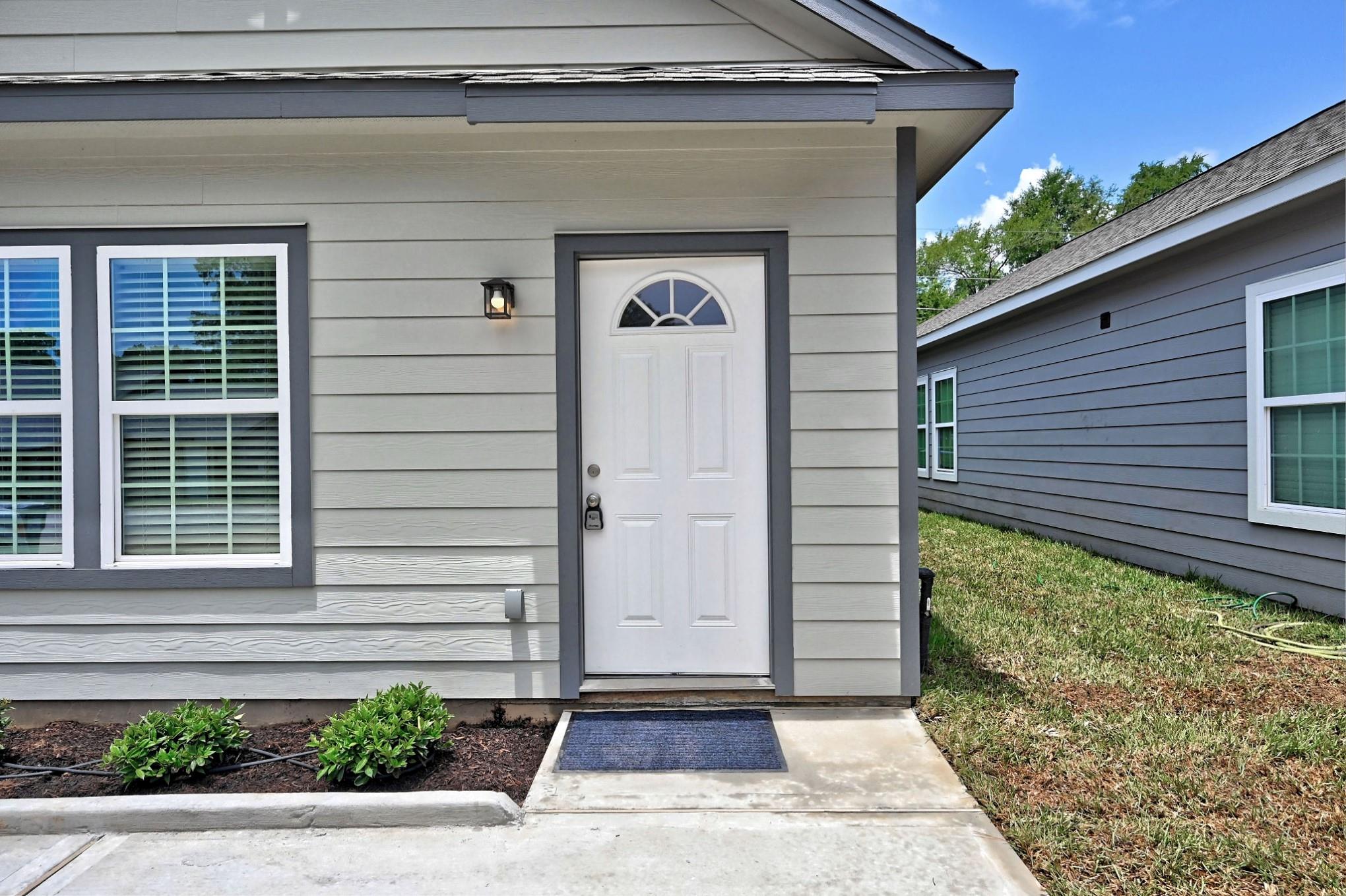 11913 Nelwood