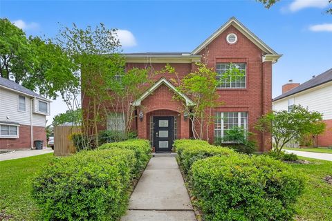 Photo of 211 Aberdeen Street, Stafford, TX 77477 (MLS # 86877117)