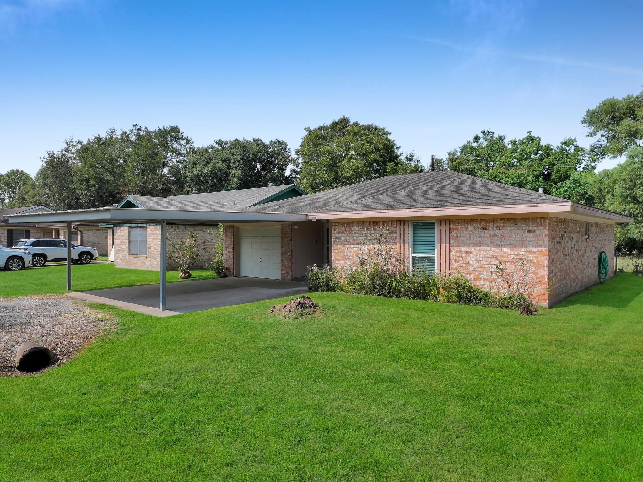 1438 W Palm Drive