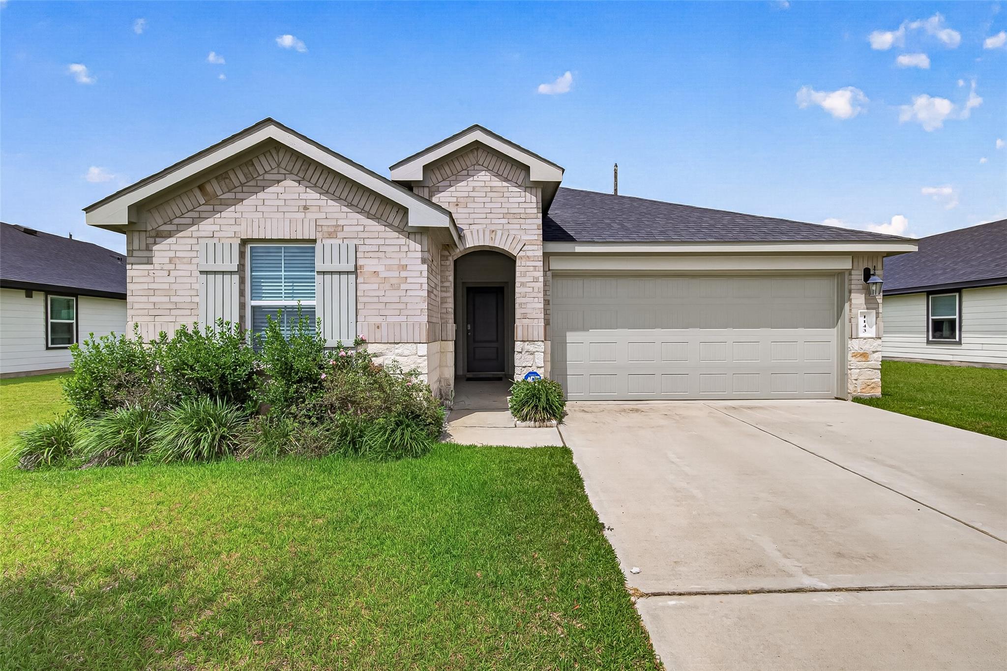 1143 Buffalograss Trail