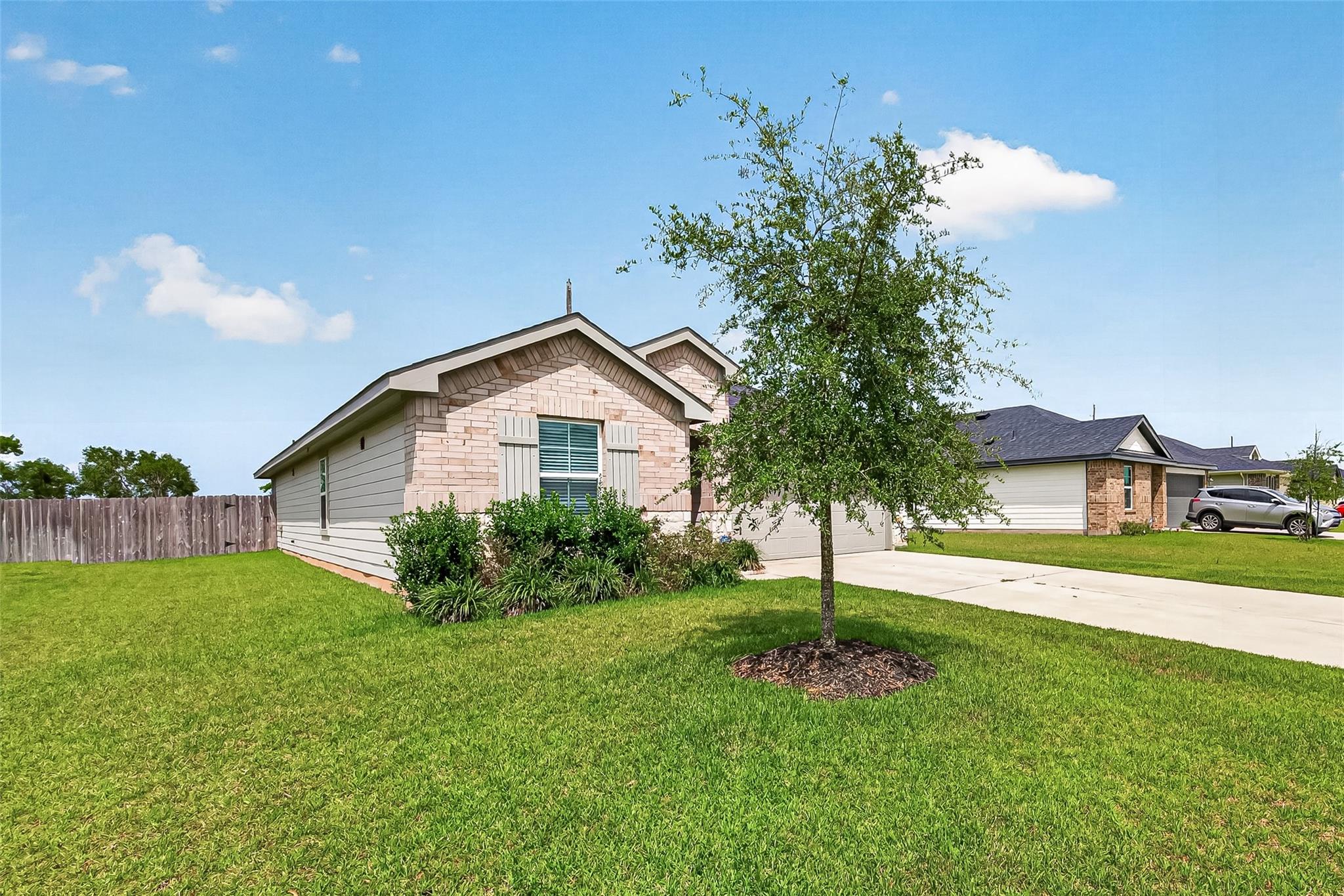 1143 Buffalograss Trail
