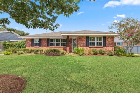 Homes For Sale - 2127 Lazybrook Drive<br/> Harris County, Houston, TX 77008