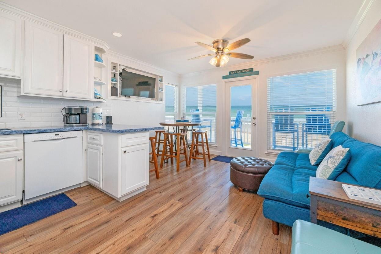 10811 San Luis Pass Road 2217