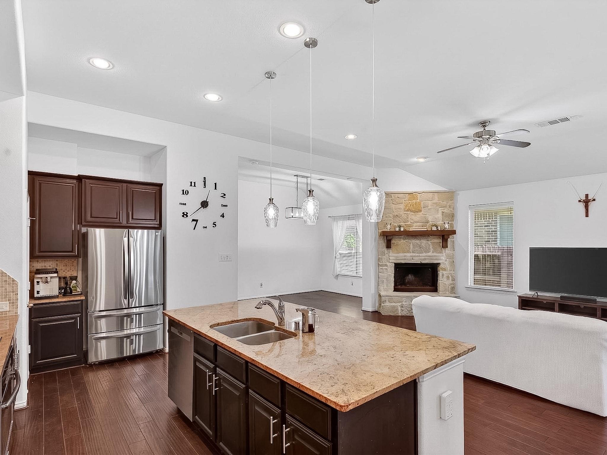 6006 Hedgepark Drive