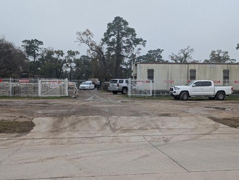 3347 Pinemont Drive Houston TX 77018