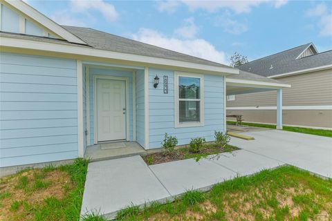 Photo of 18433 Novarra Drive, Conroe, TX 77306 (MLS # 85910799)