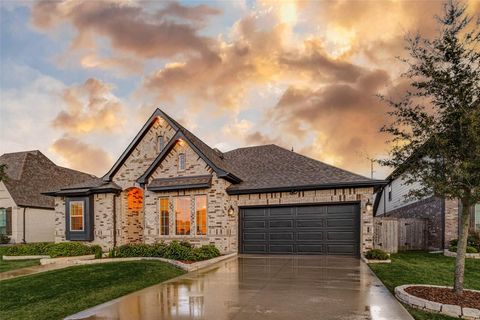 Homes For Sale - 30407 Parkside Passage Court<br/> Fulshear, TX 77441