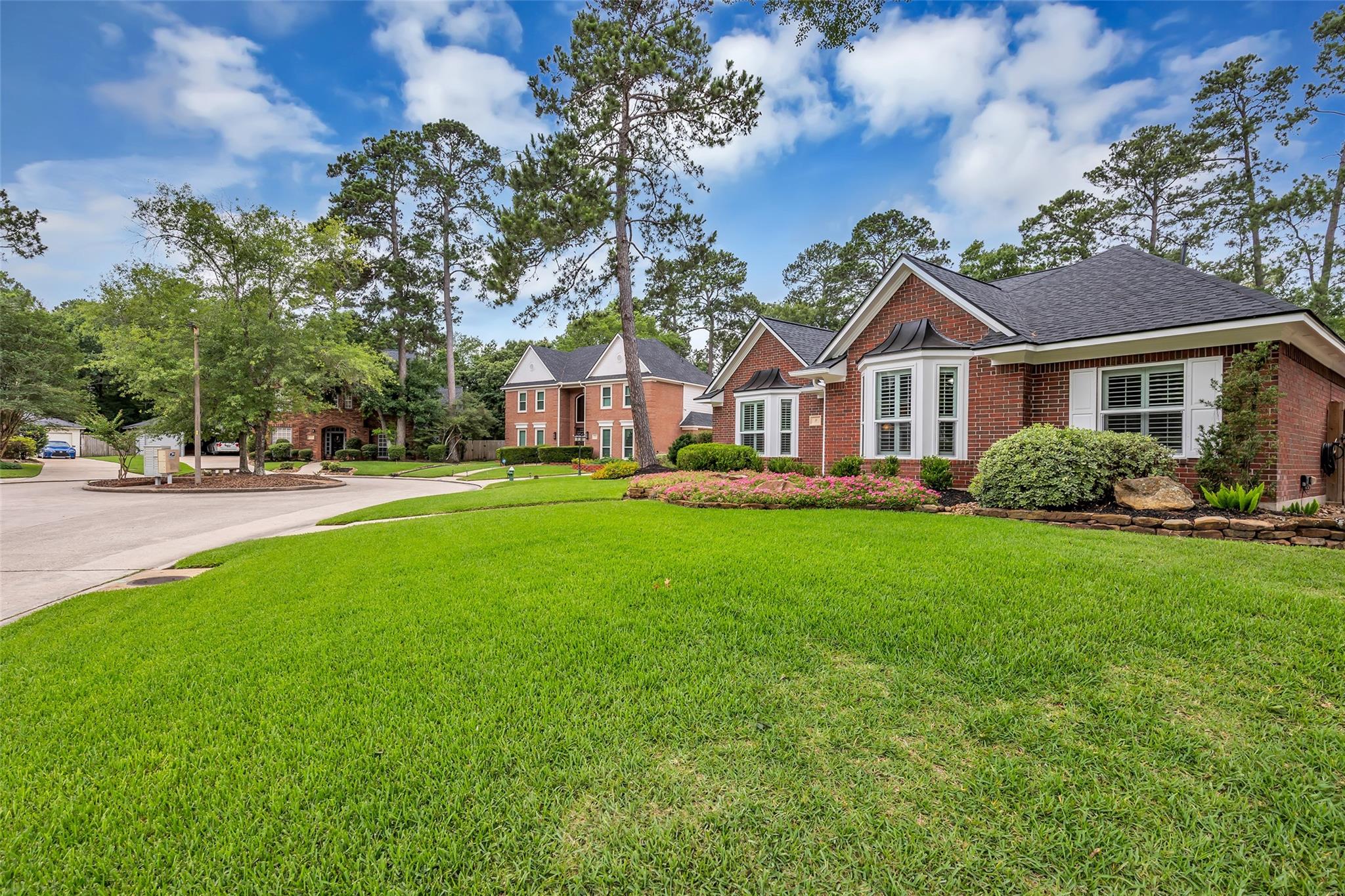11 Feather Branch Court