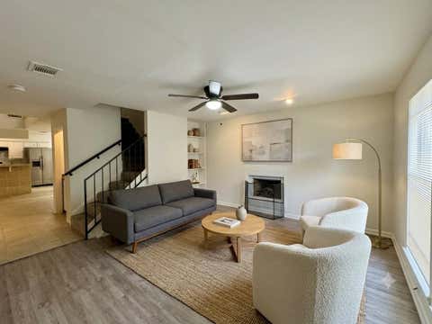 Townhouse For Sale - 5810 Twisted Pine Court #C<br/> Houston, TX 77039