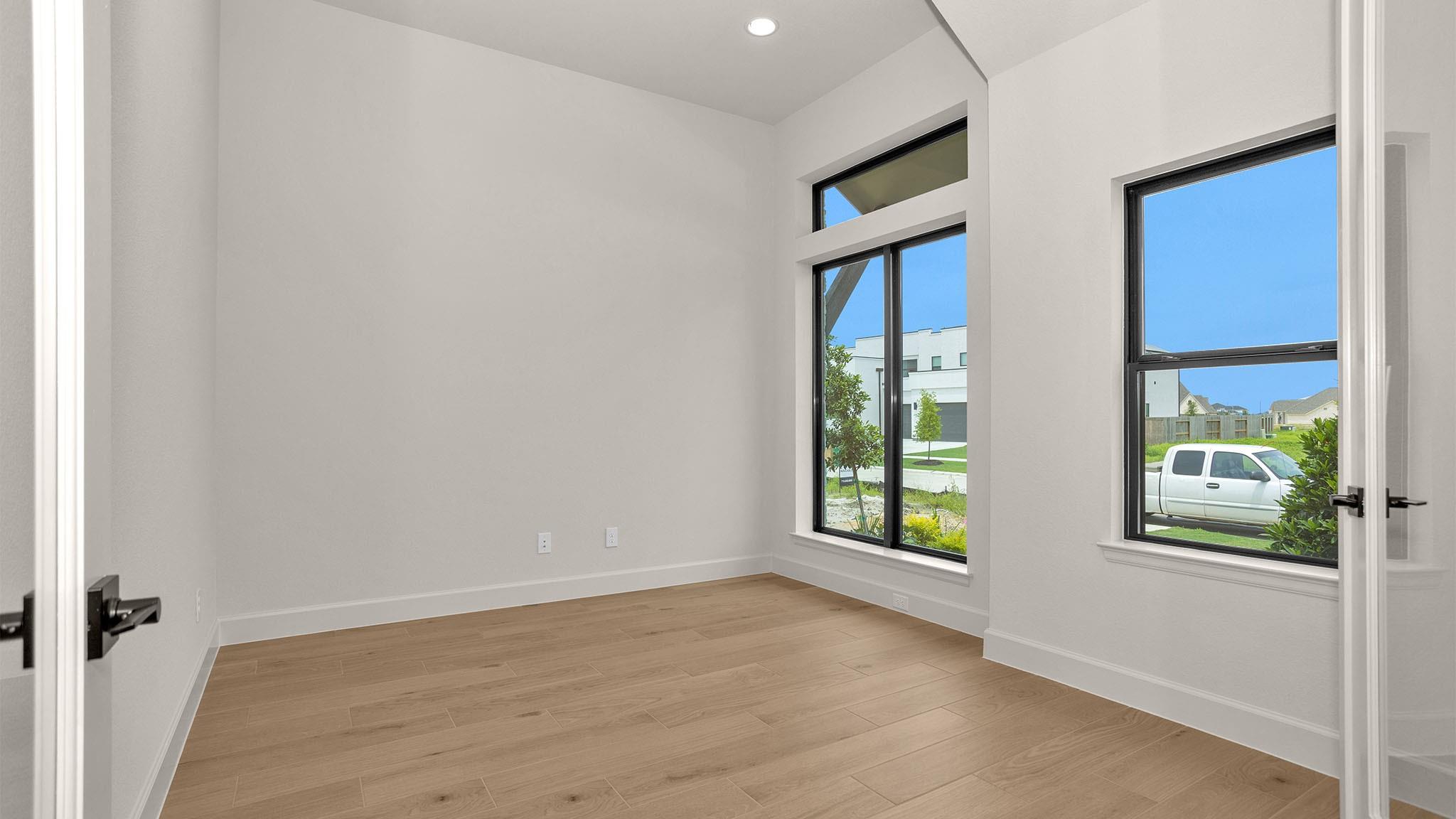 19026 Mandarin Street