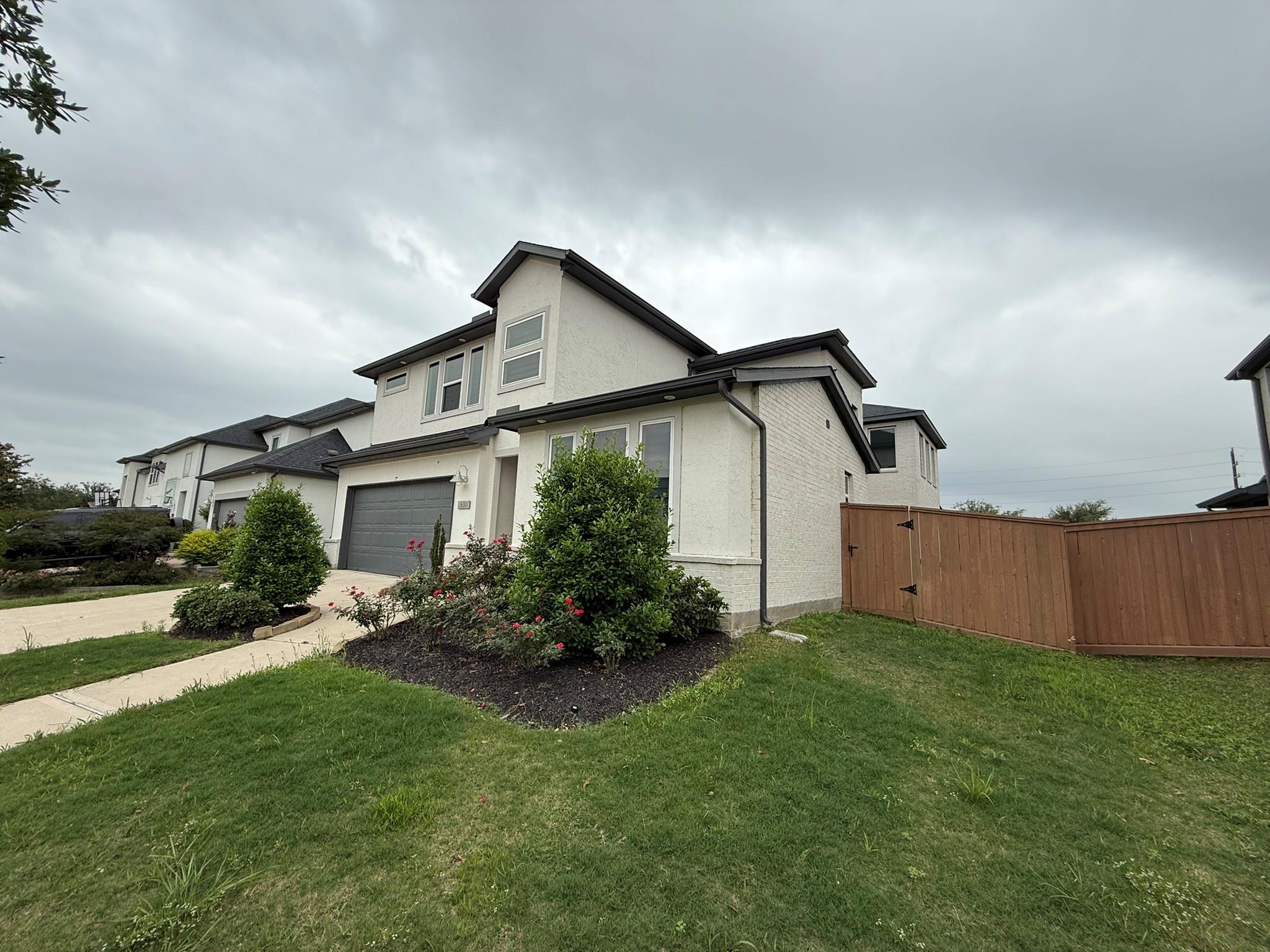 6311 Winthrop Terrace Trail