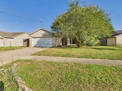 Photo of 10107 Hollow Canyon Dr Dr, Sugar Land, TX 77495 (MLS # 58475214) Photo of 10107 Hollow Canyon Dr Dr, Sugar Land, TX 77495 (MLS # 58475214)