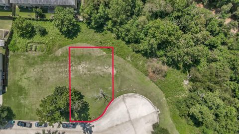 Photo of 2400 Bramlet Drive, Conroe, TX 77304 (MLS # 38900735)