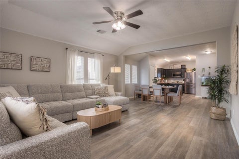 Photo of 5049 Willow Point Drive, Conroe, TX 77303 (MLS # 71854496)