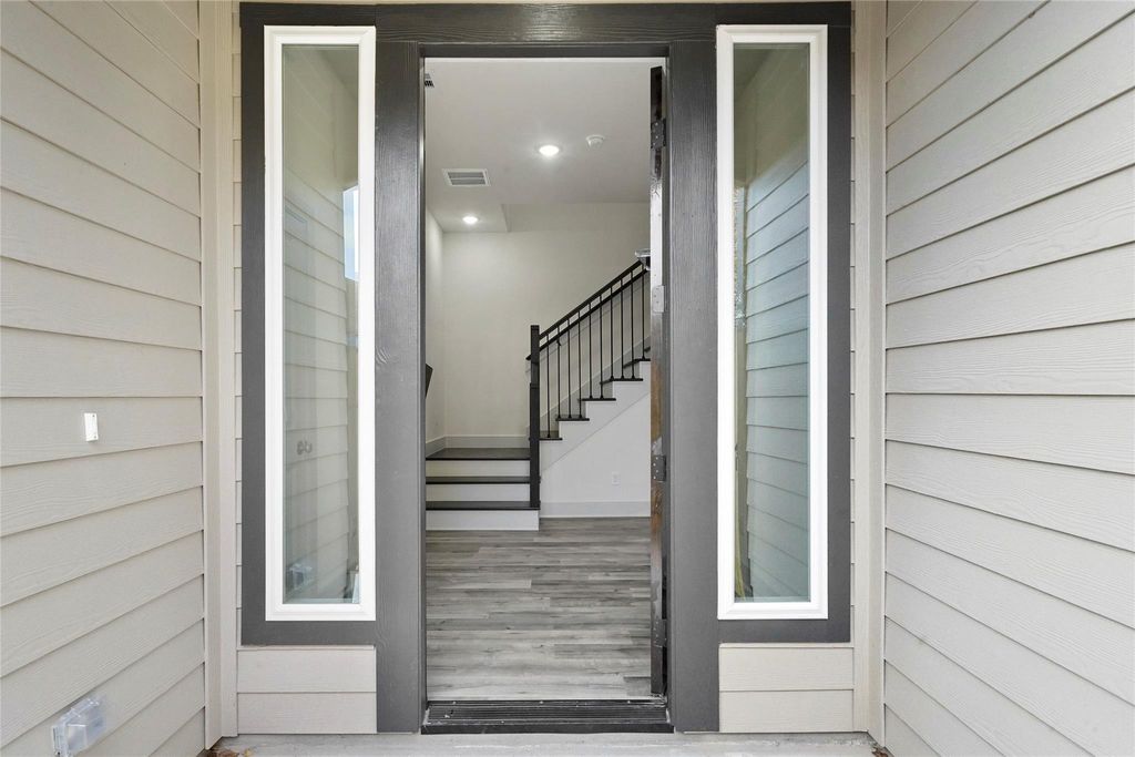 Photo of 7242 Saint Augustine Street #B, Houston, TX 77021 (MLS # 70451336)