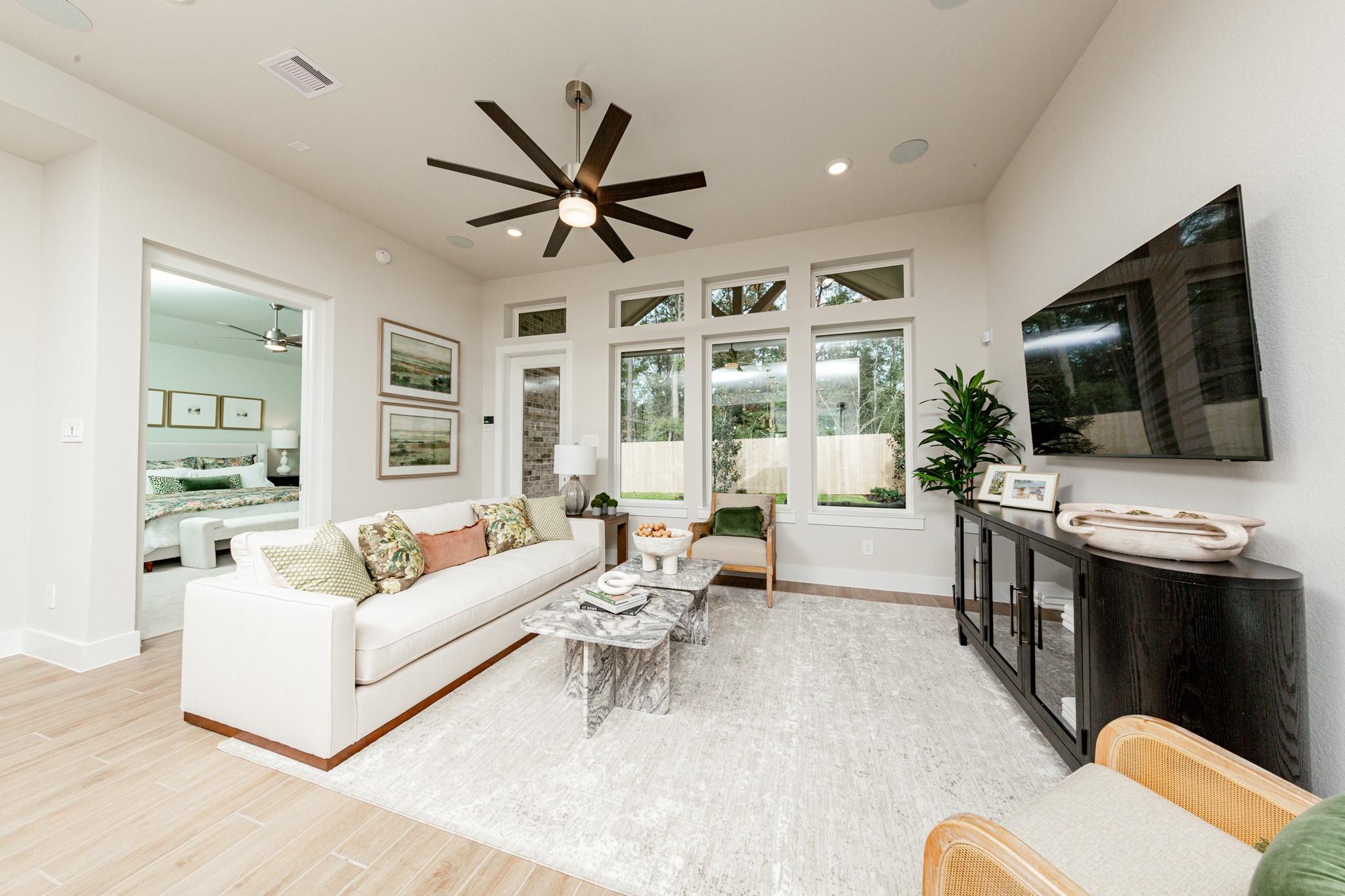 10099 Copia Lane
