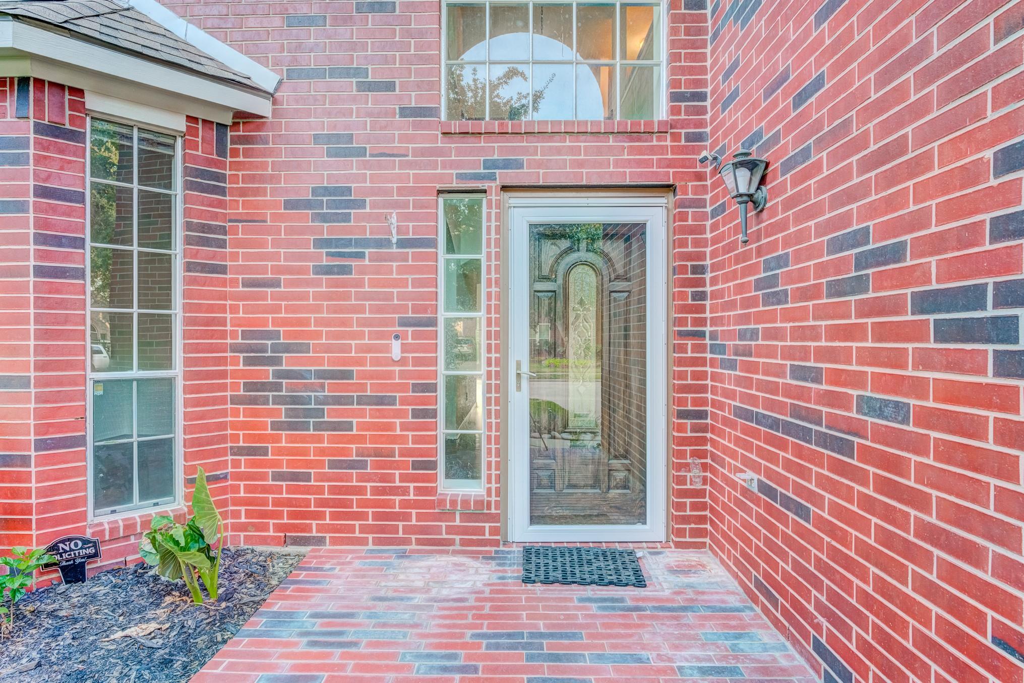 2706 Sun Beam Court