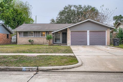 Photo of 3919 Rosebud Drive, Houston, TX 77053 (MLS # 53082432)