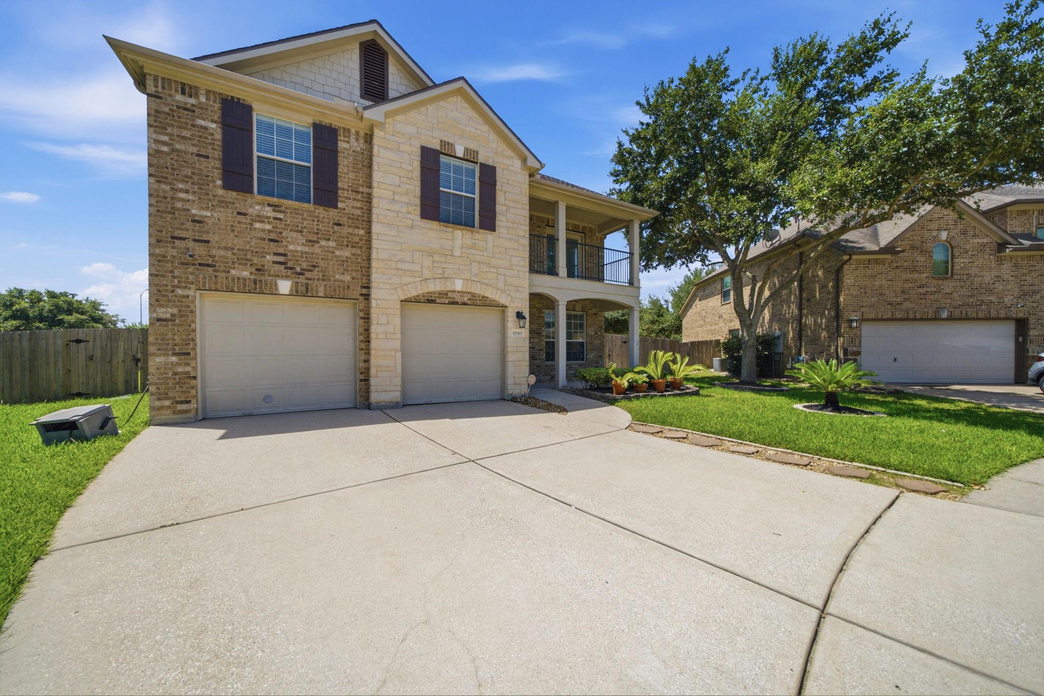 6043 Opal Crest Lane