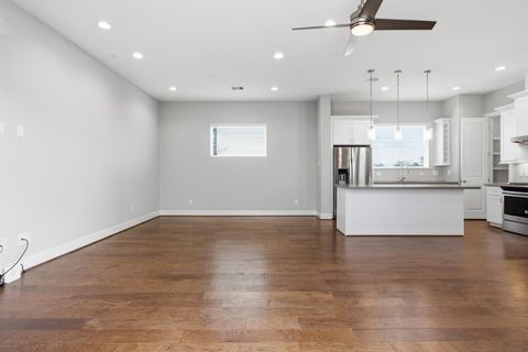 Tiny photo for 1222 Upton Street, Houston, TX 77020 (MLS # 18488106)