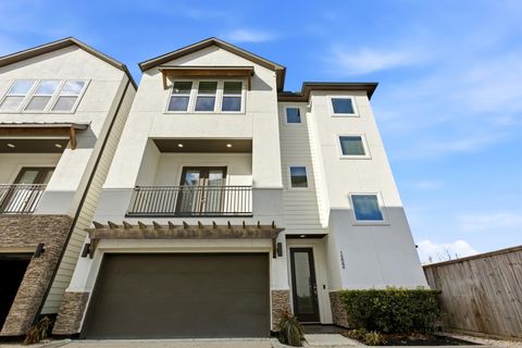 Tiny photo for 1222 Upton Street, Houston, TX 77020 (MLS # 18488106)