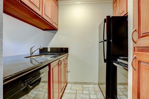 611 Hawthorne Street 4 Houston TX 77006